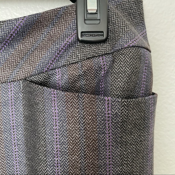 Escada Wide Leg Gray/Purple Pinstripe Silk/Wool Slacks Size 40/4 - Picture 5 of 9